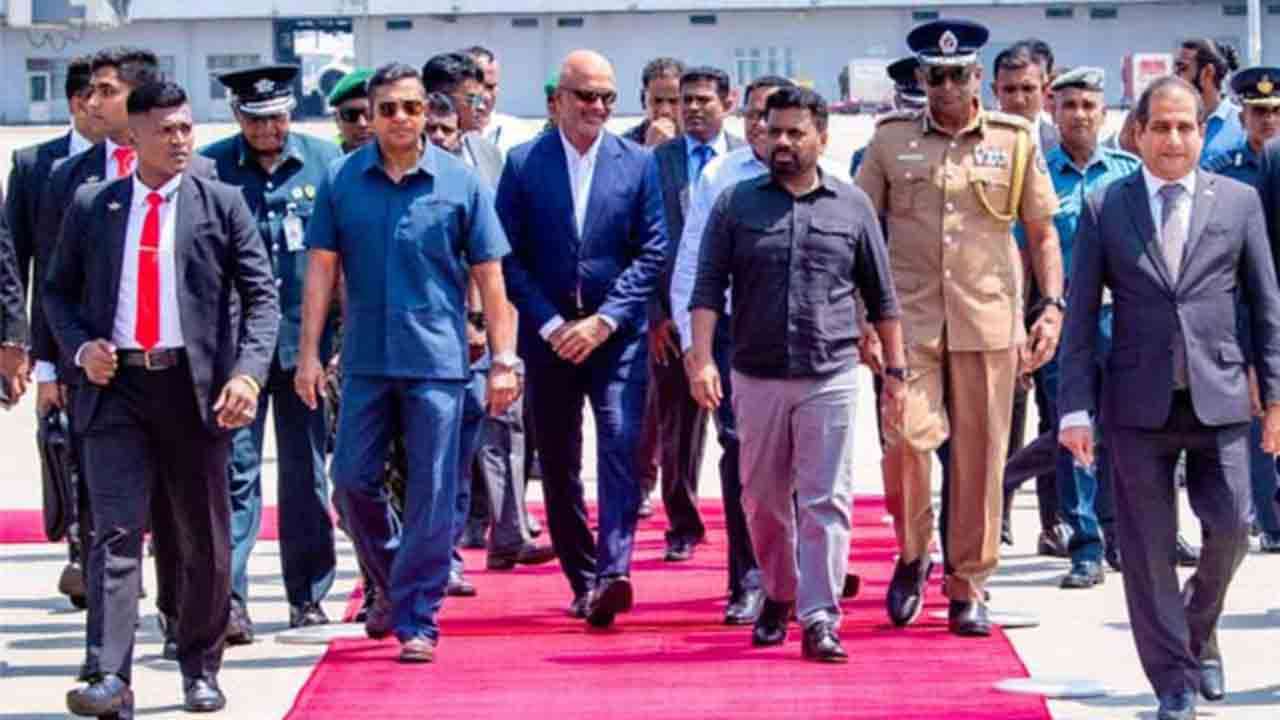 ஜனாதிபதி நாடு திரும்பினார்