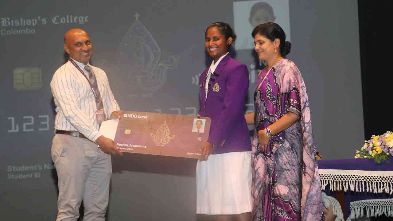 எதிர்காலத்திற்குத் தயாராக இருக்கும் பதின்ம வயதினருக்காக NDB Pixel கணக்கு தொடர்பான விழிப்புணர்வை வழங்க NDB வங்கி பிஷப் கல்லூரியுடன் இணைவு