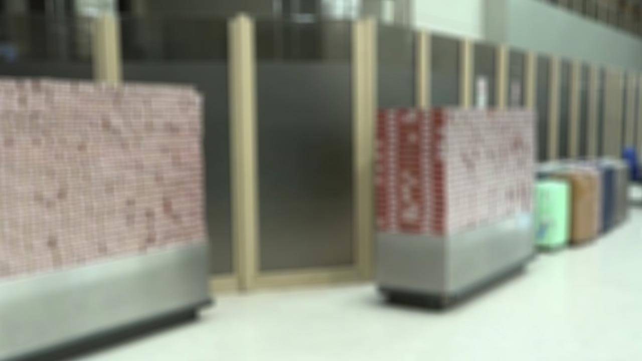 600 இலட்சம் ரூபா பெறுமதியான வௌிநாட்டு சிகரெட்டுகளுடன் நால்வர் கைது