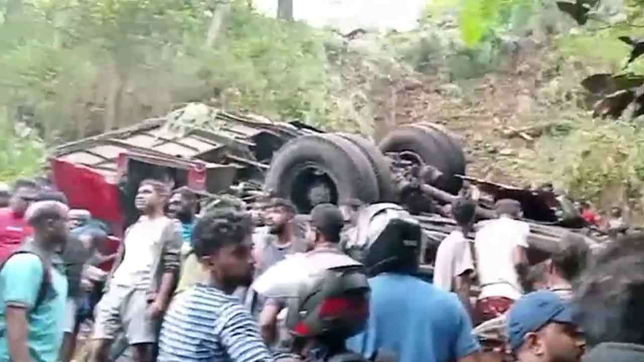 பேருந்து விபத்தில் உயிரிழந்தோரின் எண்ணிக்கை 17ஆக அதிகரிப்பு