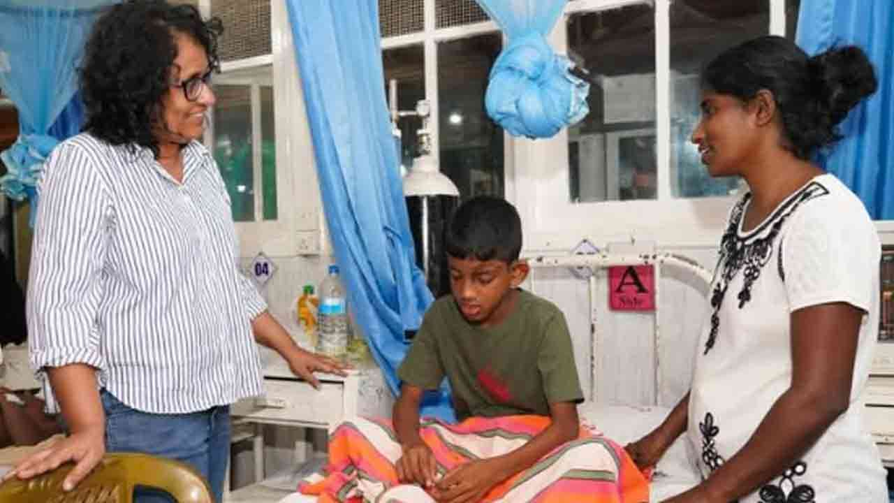 காயமடைந்தவர்களை நேரில் சென்று பார்வையிட்ட பிரதமர்
