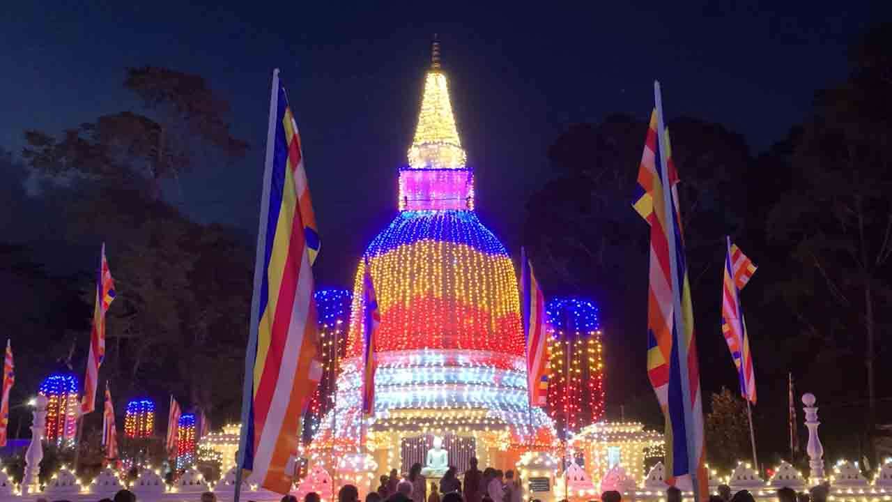 நுவரெலியாவில் தேசிய வெசாக் வாரம்