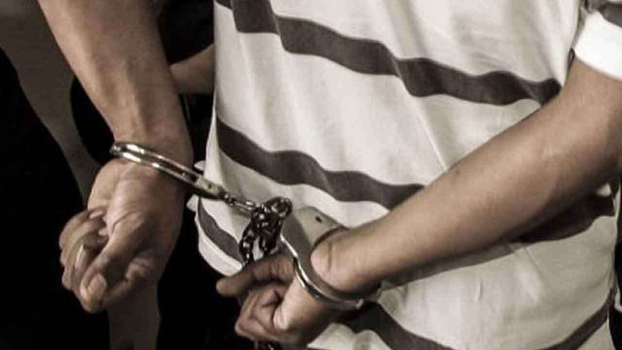 பல வீடுகளை உடைத்து திருடியவர் கைது