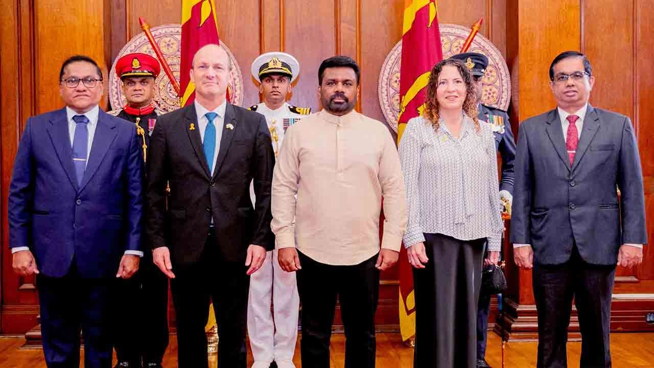 தூதுவர்கள் ஏழு பேர் நற்சான்று பத்திரங்களை கையளித்தனர்!