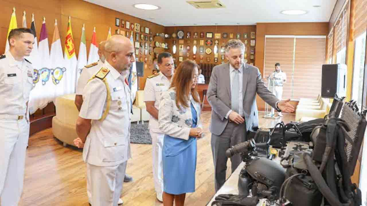 அணுசக்தி கண்டறிதல் கருவியினை வழங்கும் அமெரிக்கத் தூதரகம்