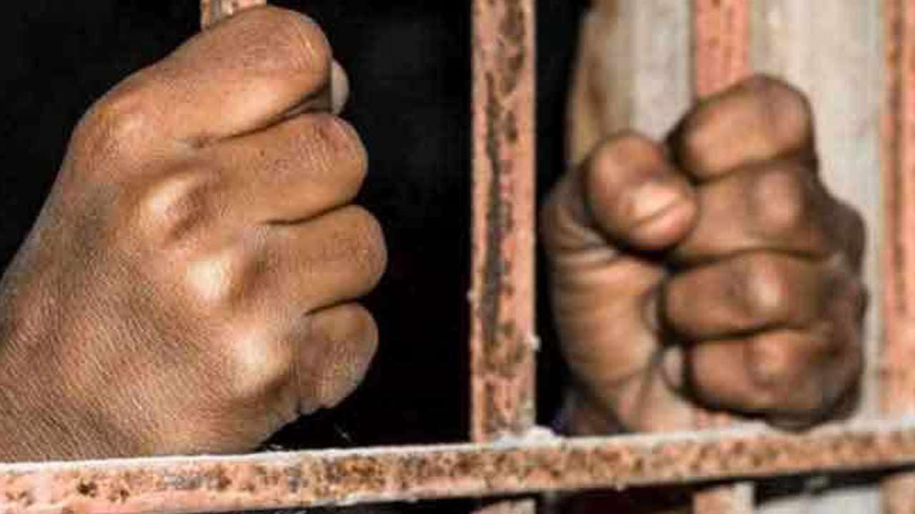 ஹர்ஷான் டி சில்வாவுக்கு விளக்கமறியல்