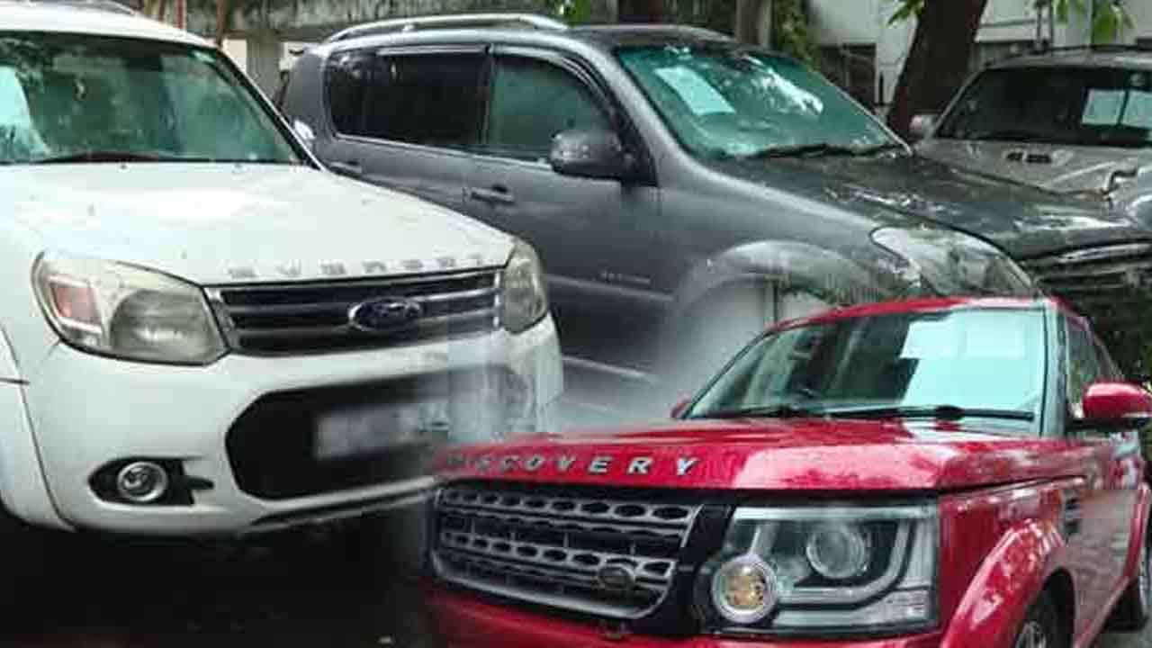 ஜனாதிபதி செயலகத்தின் வாகன ஏலத்தில் 200 மில்லியன் ரூபா வருமானம்