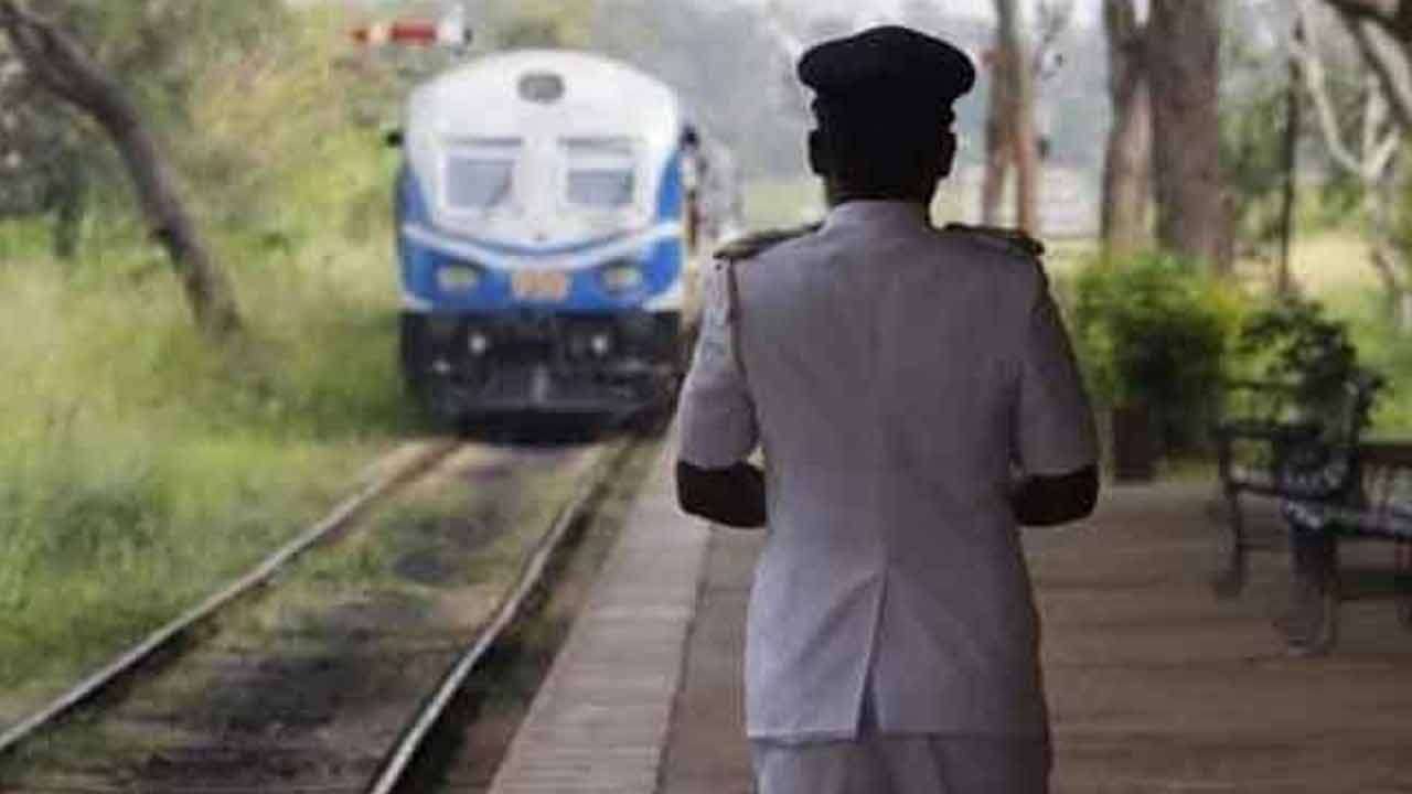 இன்றும் இரவு நேர தபால் ரயில் சேவைகள் இரத்து