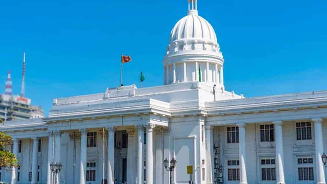 கொழும்பு மாநகர மேயர் பதவிக்கு கடும் போட்டி!