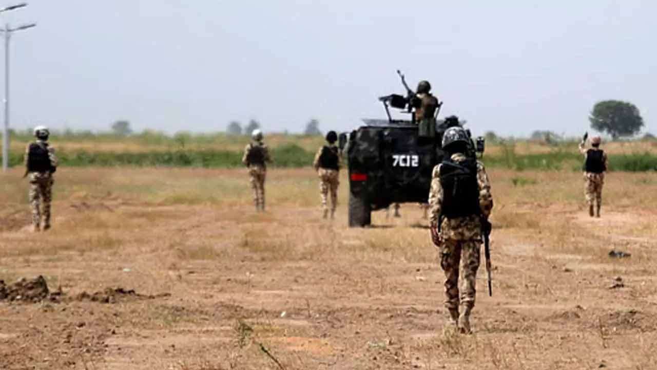 நைஜீரியாவில் 23 விவசாயிகள் பயங்கரவாதிகளால் சுட்டுக்கொலை