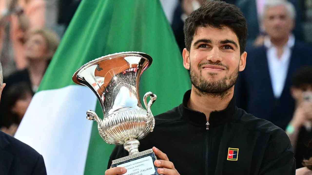 இத்தாலி ஓபன் டென்னிஸ் : சின்னரை வீழ்த்தி சம்பியன் பட்டம் வென்றார் அல்காரஸ்