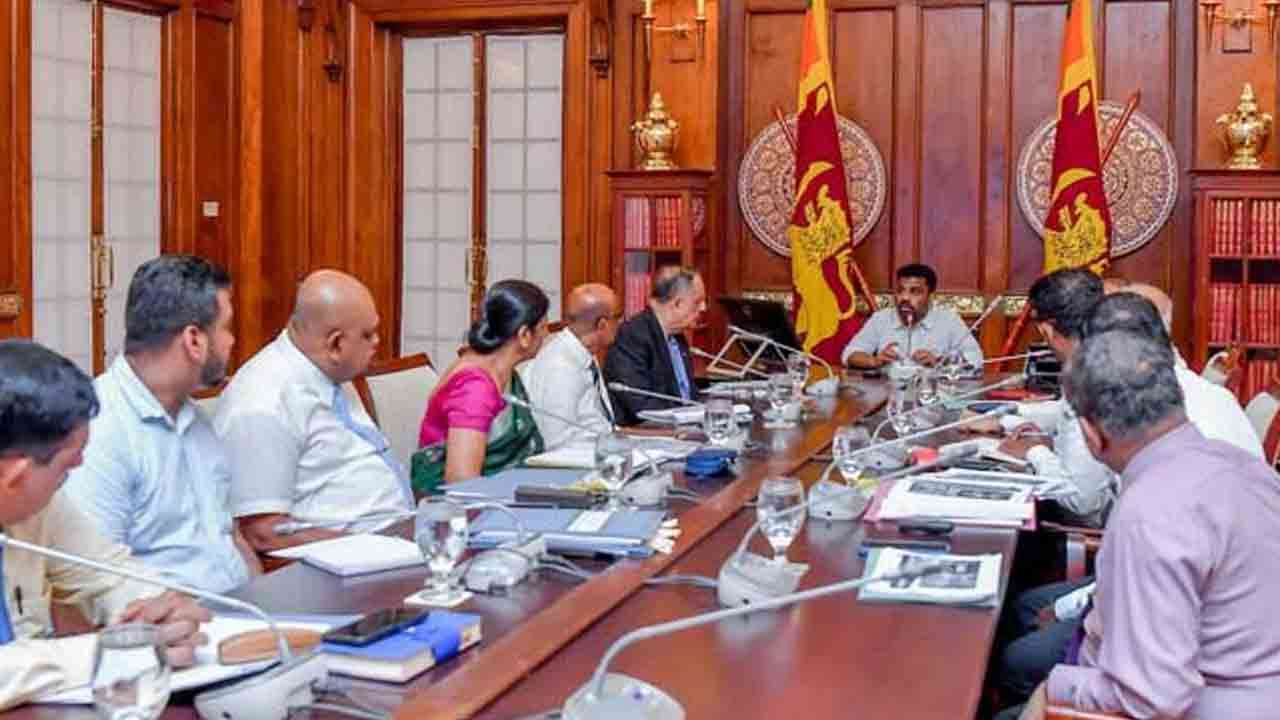 கொழும்பில் வடிகால் கட்டமைப்புகளை புனரமைக்குமாறு பணிப்புரை