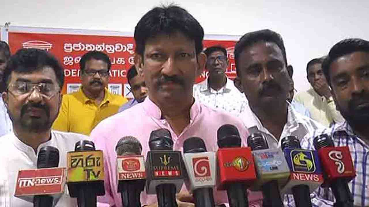 கொழும்பில் ஆட்சியமைக்க தபால் பெட்டி அரசாங்கத்திற்கு ஆதரவு