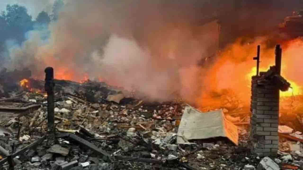 உக்ரைன் மீது ரஷியா மிகப்பெரிய வான் தாக்குதல்
