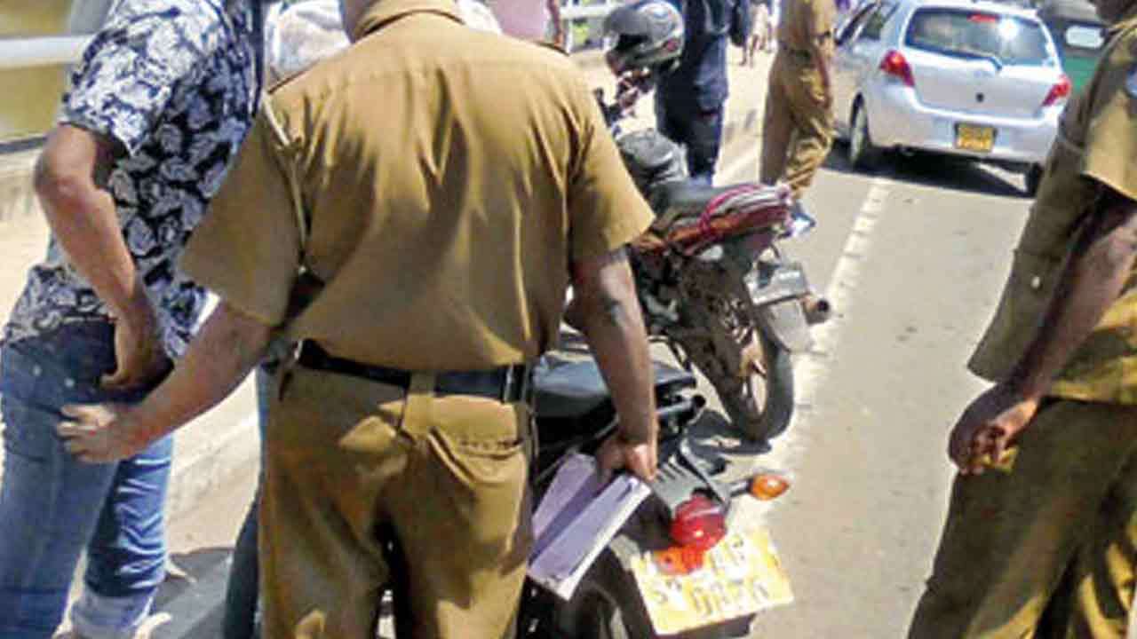 ஐஸ், ஹெரோயின் போதைப்பொருட்களுடன் மூவர் கைது