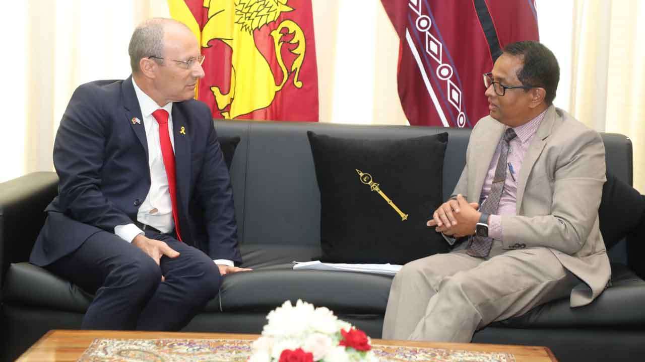 இலங்கைக்கான இஸ்ரேல் தூதுவர் - சபாநாயகர் இடையே சந்திப்பு