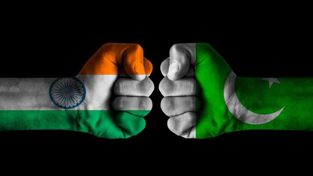 இந்தியாவுடன் அமைதிப் பேச்சுவார்த்தைக்கு தயார் - பாகிஸ்தான் பிரதமர்!