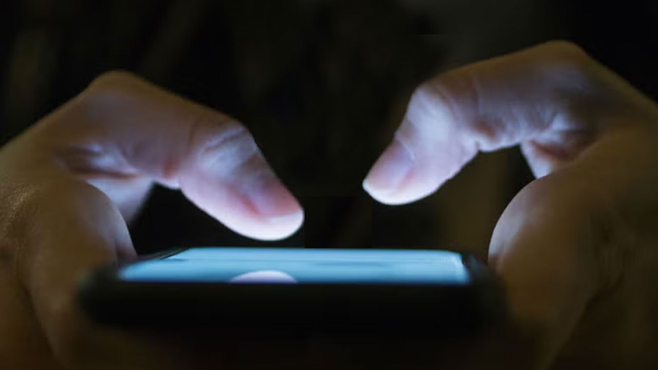 சமூக வலைத்தளத்தின் ஊடாக பண மோசடியில் ஈடுபட்ட நபர் கைது