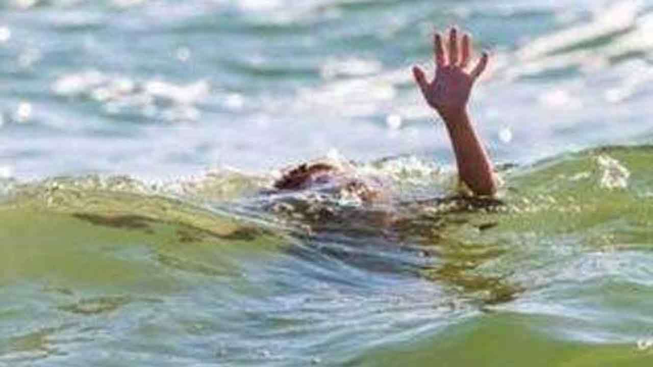 நீரில் மூழ்கி 10 வயது சிறுவன் பலி