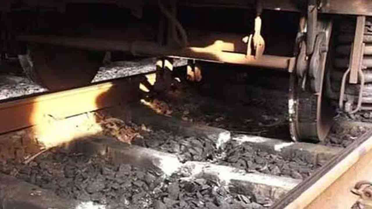 மலையக மார்க்கத்தில் ரயில் தடம்புரள்வு