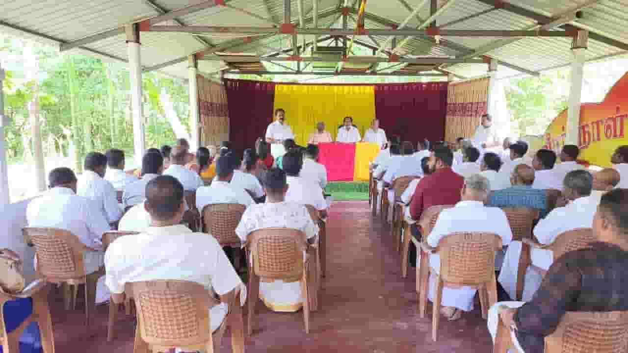 தெரிவு செய்யப்பட்ட உறுப்பினர்களின் சத்தியபிரமாணம்
