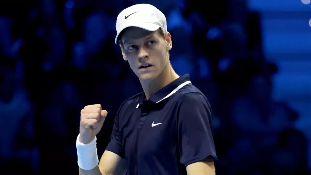 பிரெஞ்சு ஓபன் டென்னிஸ் : நம்பர் 1 வீரர் அரையிறுதிக்கு முன்னேற்றம்