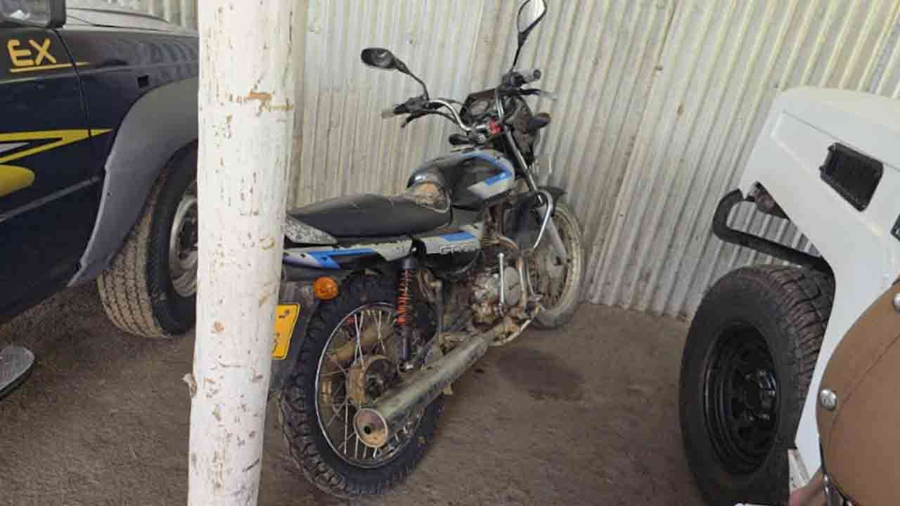 ஹட்டனில் திருடப்பட்ட மோட்டார் சைக்கிளை மீட்ட பொலிஸார்