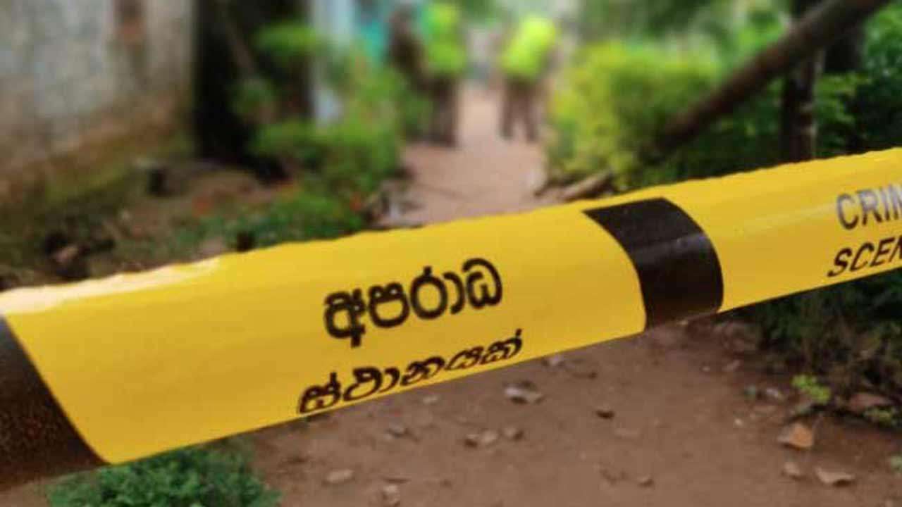 மனைவியை கோடரியால் தாக்கி கொலை செய்த கணவன்