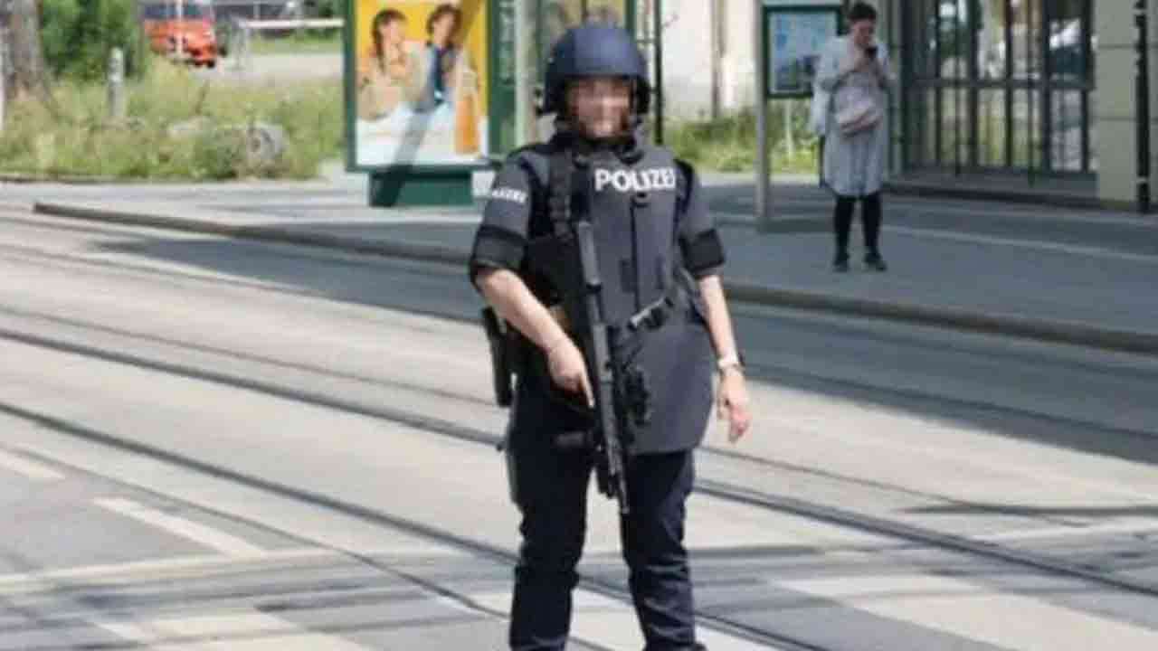 துப்பாக்கிச் சூட்டில் 8 பேர் பலி