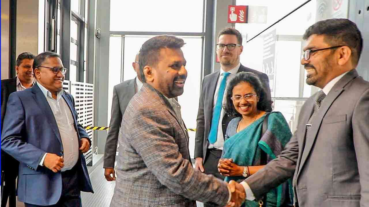 ஜெர்மனியை சென்றடைந்தார் ஜனாதிபதி