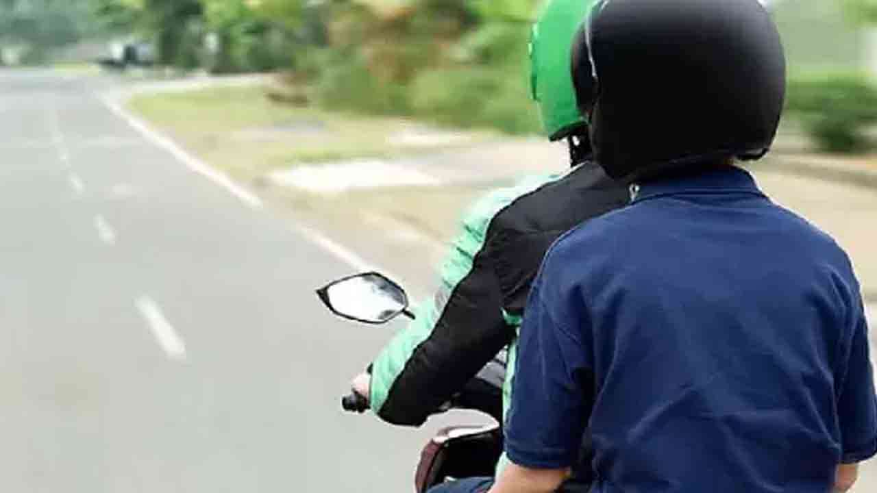 கர்நாடகாவில் பைக் டாக்ஸி இயக்க தடை