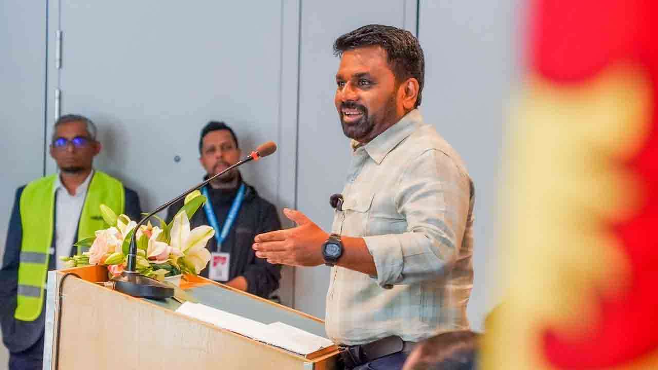 நாடு திரும்பினார் ஜனாதிபதி