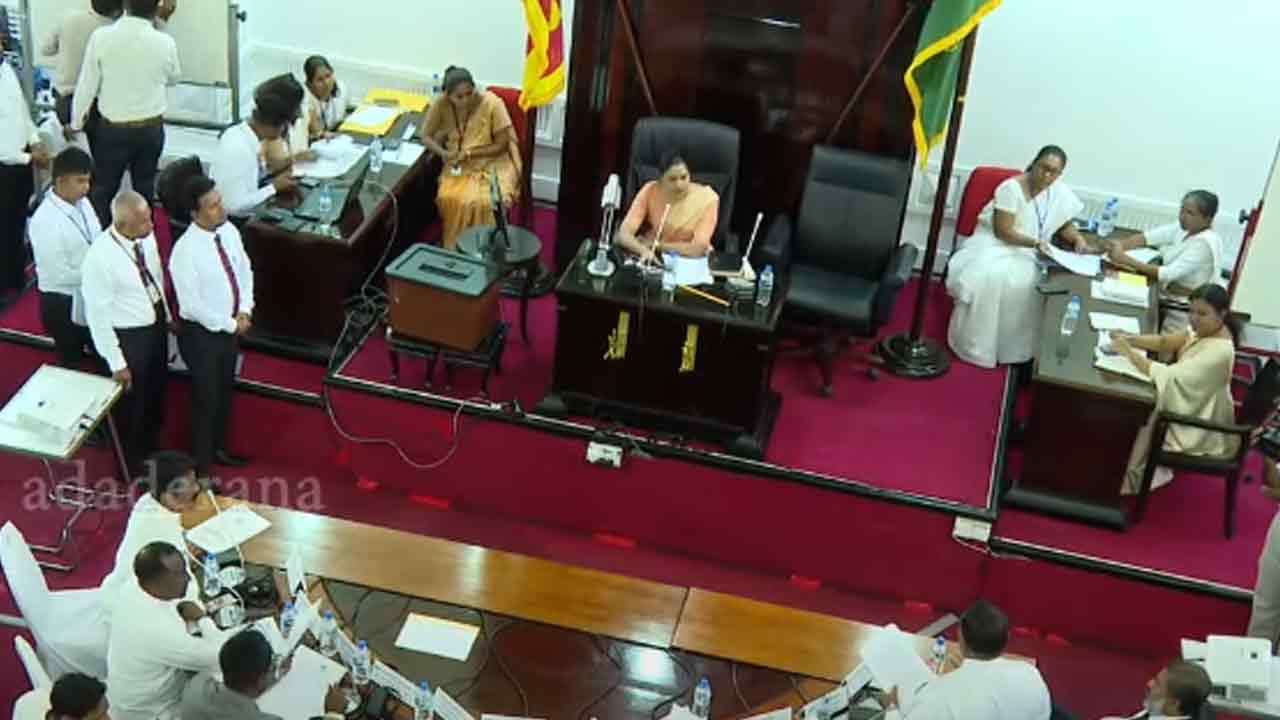 கொழும்பு மாநகர சபையின் முதலாவது கூட்டம் ஆரம்பம்