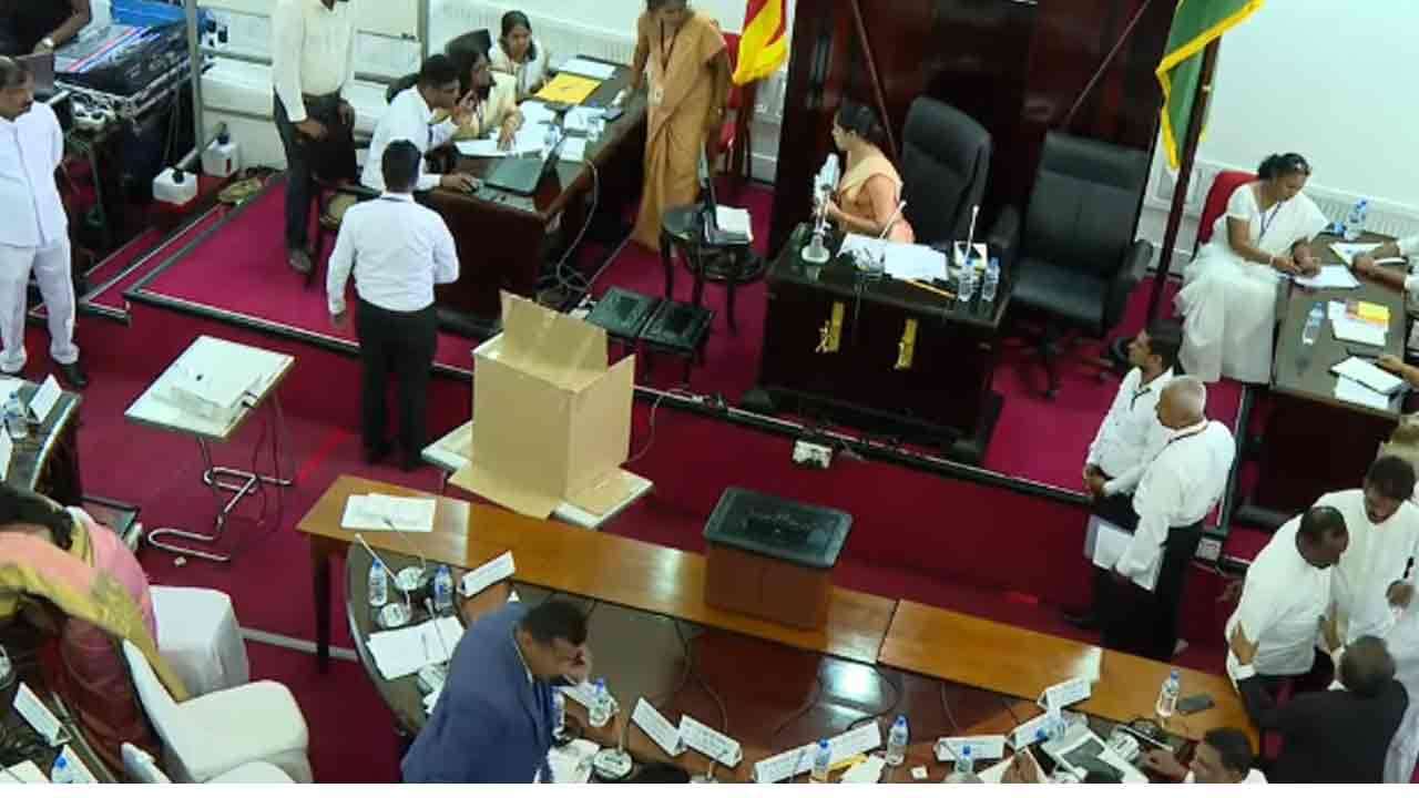 இரகசிய வாக்கெடுப்பு மூலம் கொழும்பு மாநகர சபை மேயரை தெரிவு செய்ய தீர்மானம்