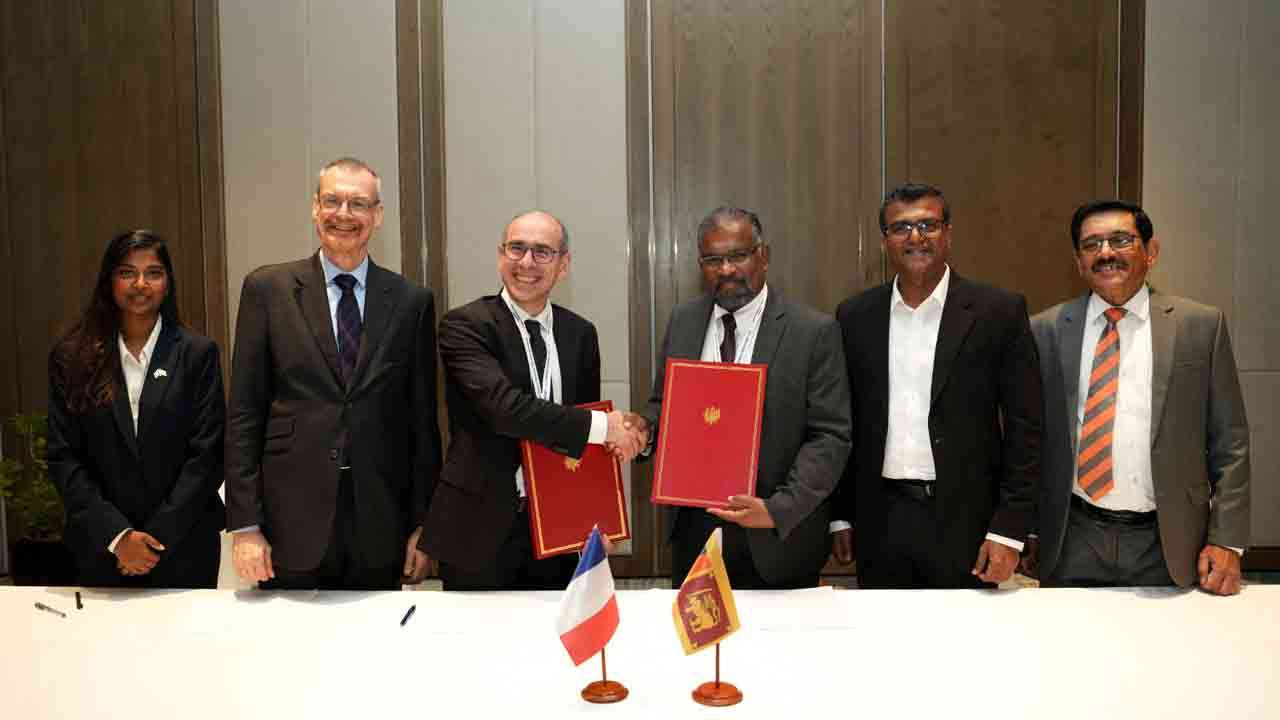 பிரான்ஸ் - இலங்கை இடையே கடன் மறுசீரமைப்பு ஒப்பந்தத்தில் கையெழுத்து