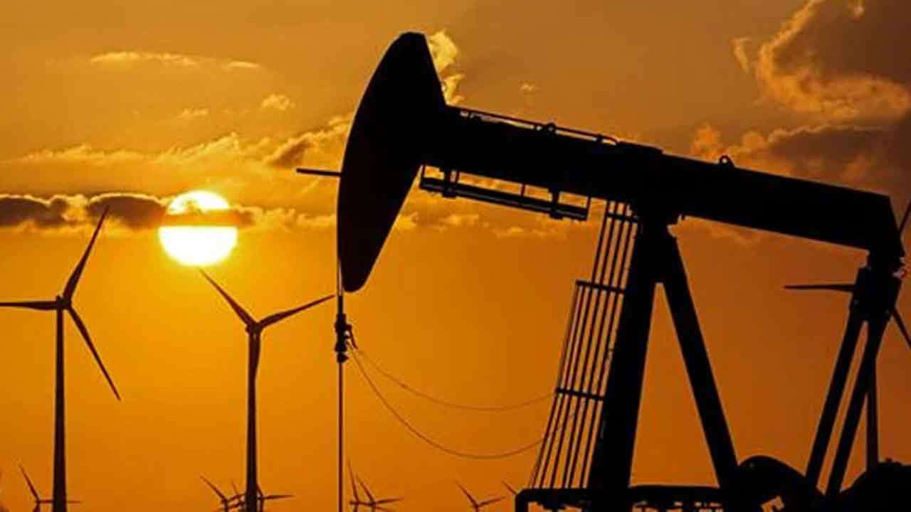 எரிபொருள் பற்றாக்குறை குறித்த போலிச் செய்திகளை நம்ப வேண்டாம்: எரிசக்தி அமைச்சு