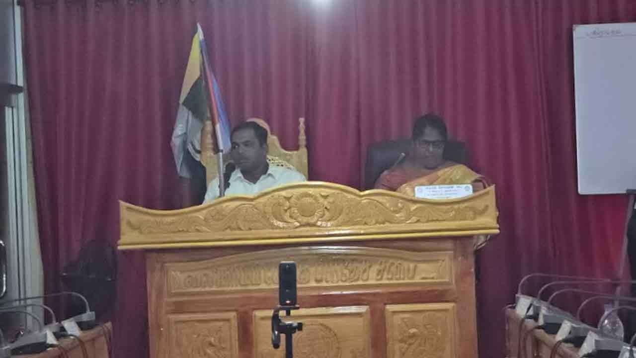 வலிகாமம் மேற்கு பிரதேச சபையின் தவிசாளர் தெரிவு