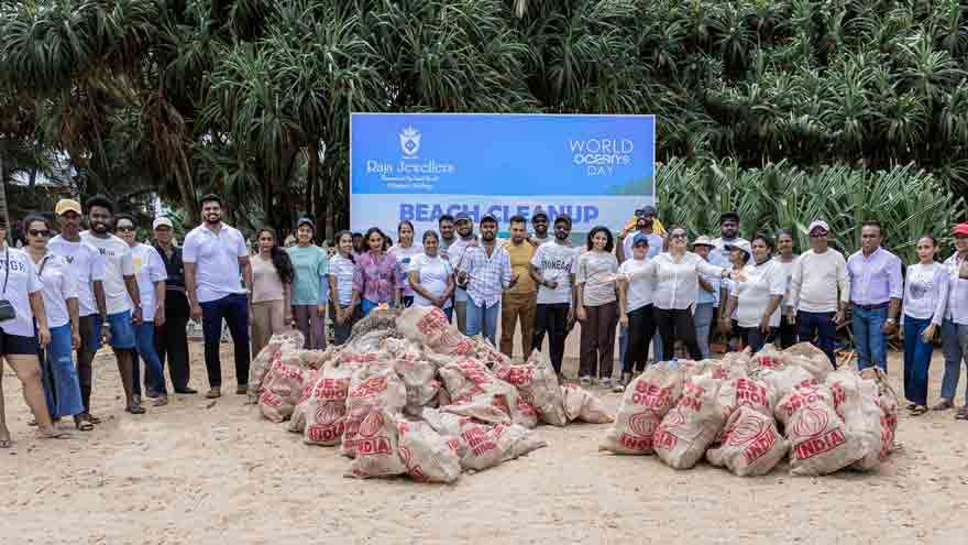 உலக சமுத்திர தினத்தையொட்டி கடற்கரை சுத்திகரிப்பு நடவடிக்கையை முன்னெடுத்து சூழல் பாதுகாப்பை உறுதிப்படுத்தும் ராஜா ஜுவலர்ஸ்