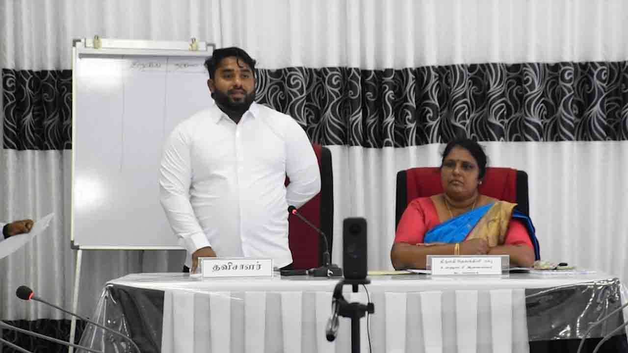 மன்னார் பிரதேச சபையின் தவிசாளராக ஏ.ஜே.எம்.ஜப்ரான் தெரிவு