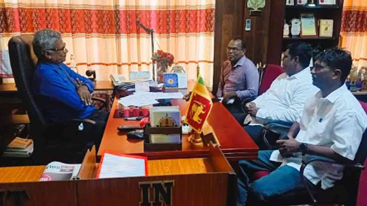 மன்னார் நகர முதல்வர் - அரசாங்க அதிபருக்கிடையில் விசேட சந்திப்பு