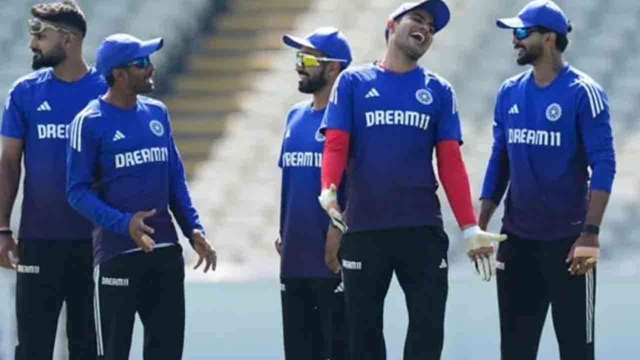ஹோட்டல் அருகே மர்மப் பார்சல்!