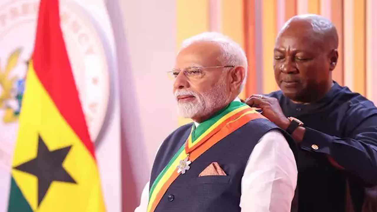 பிரதமர் மோடிக்கு கானா நாட்டின் உயரிய விருது