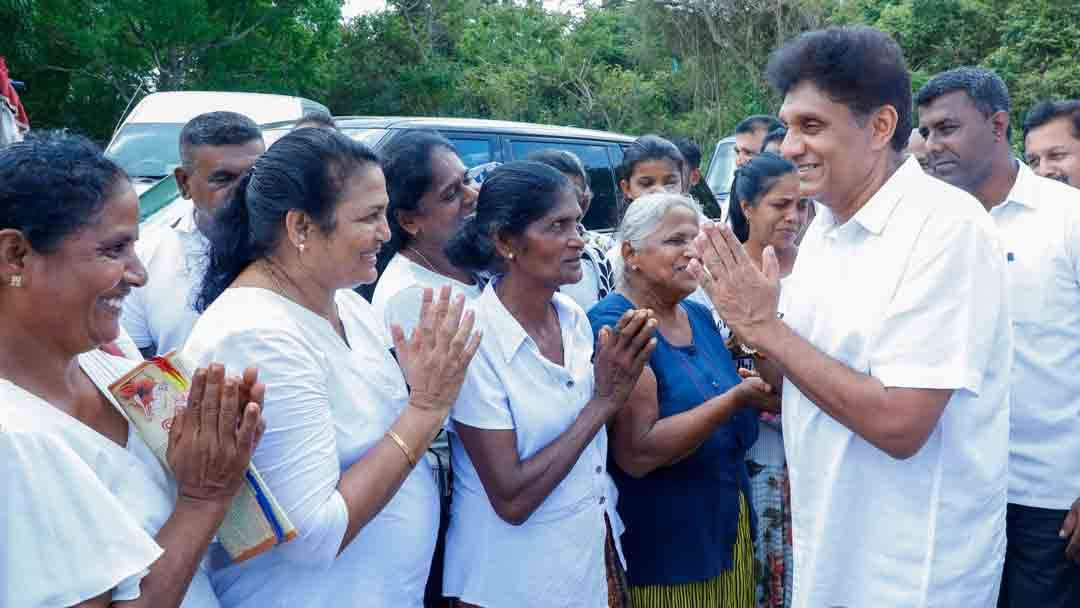 இந்த அரசாங்கத்தால் எதனையுமே சரியாகச் செய்ய முடியாது!