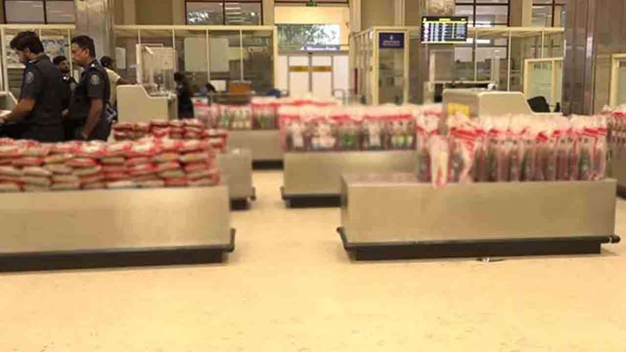 ஒன்றரை கோடி பெறுமதியான மதுபானம் மற்றும் ஏலக்காய் பறிமுதல்