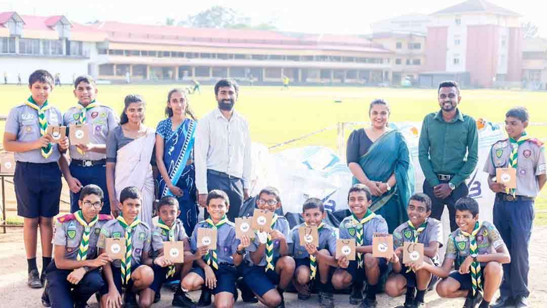 உலக சுற்றாடல் தினத்தை புனித செபஸ்டியன் கல்லூரியில் கொண்டாடிய வருண் பெவரஜஸ் நிறுவனம்; பிளாஸ்டிக் பயன்பாடு மற்றும் மீள்சுழற்சி மீது கவனம்