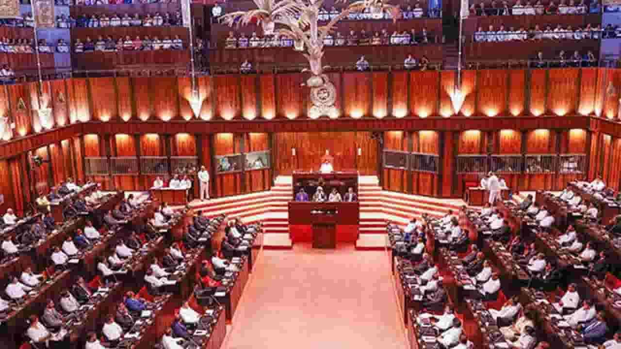 பாராளுமன்ற நடவடிக்கைகள் ஆரம்பம்