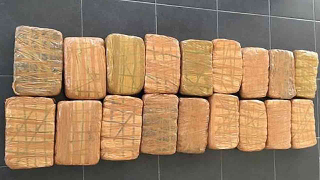 வட கடலில் 15 மில்லியன் ரூபா பெறுமதியான கேரள கஞ்சா சிக்கியது