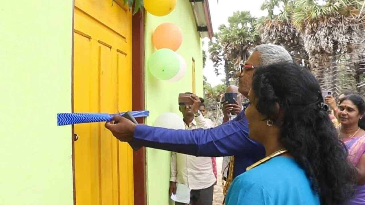மன்னாரில் மக்கள் நல்வாழ்வு மையத்தினால் அமைக்கப்பட்ட வீடுகள் கையளிப்பு