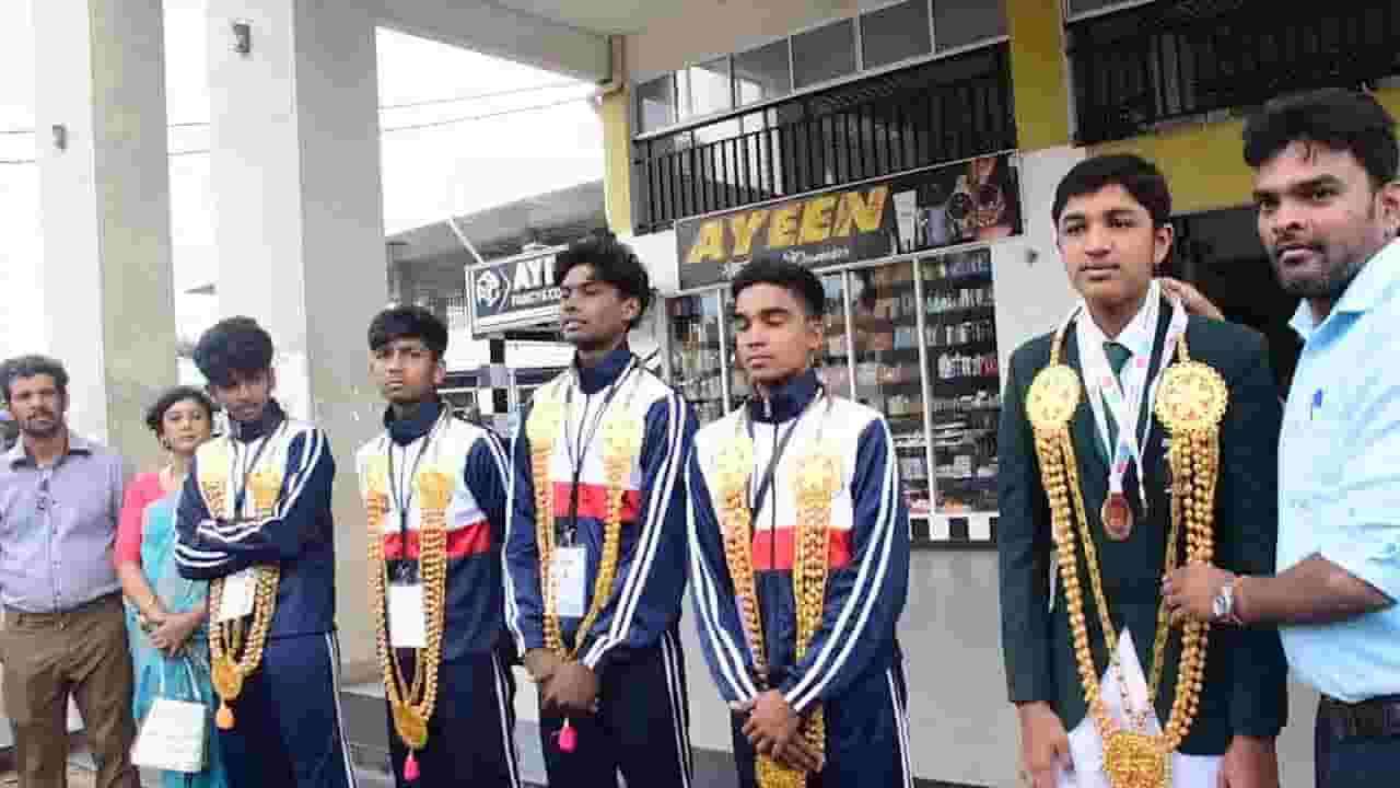 சர்வதேச ரீதியில் சாதனை புரிந்த சாதனையாளர்களுக்கு கௌரவிப்பு