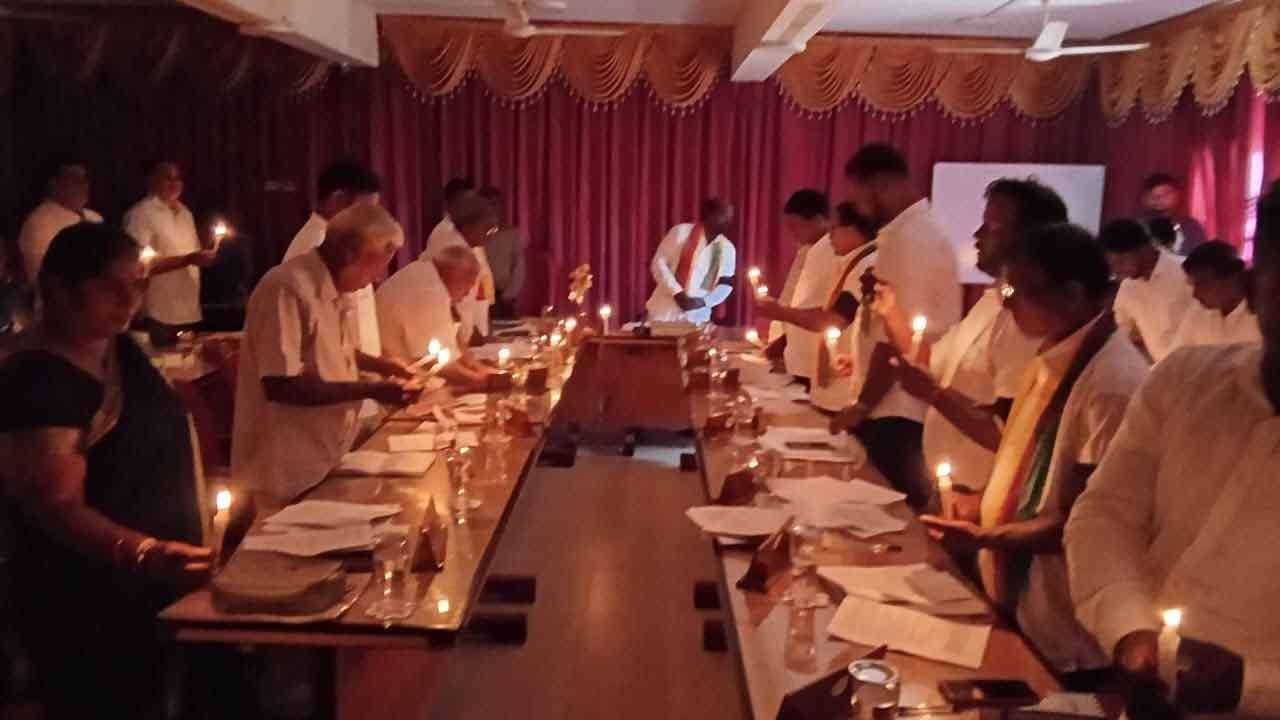 வடமராட்சி - கரவெட்டி தெற்கு மேற்கு பிரதேச சபைக் கூட்டம்! 